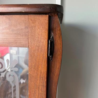 WOODEN GUN CABINET WITH BOTTOM DRAWER