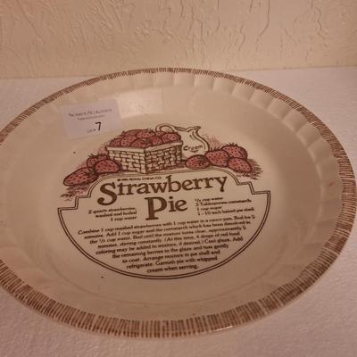 vintage strawberry pie plate with recipe