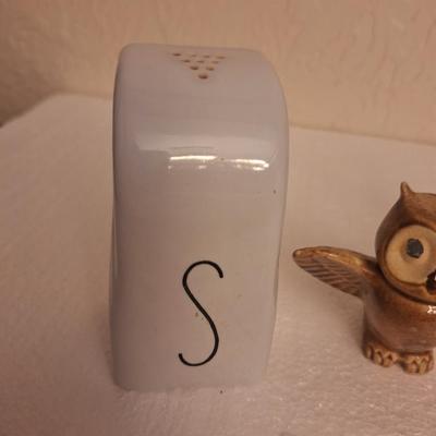 salt shaker and other items