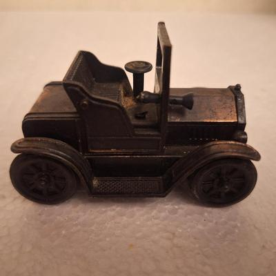 metal car shaped pencil sharpener