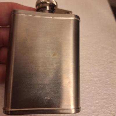 jack daniels flask
