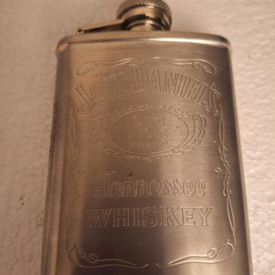 jack daniels flask