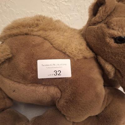 plush camel- large