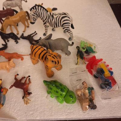 animal toy bundle