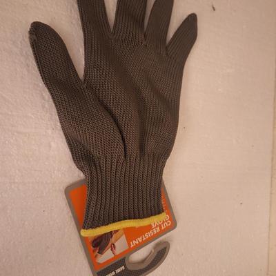 cut resistant glove