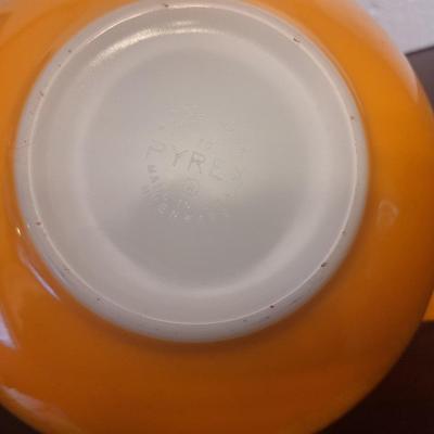 vintage pyrex mixing bowl 4 sq #444 Orange yellow sunflower daisy cinderella bowl