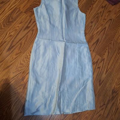 Ann taylor size 4 Silk dress with lining