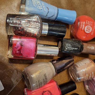 nail polish