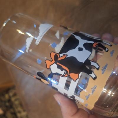 Cow drinking glasses