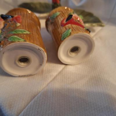 Hummingbird salt and pepper shakers
