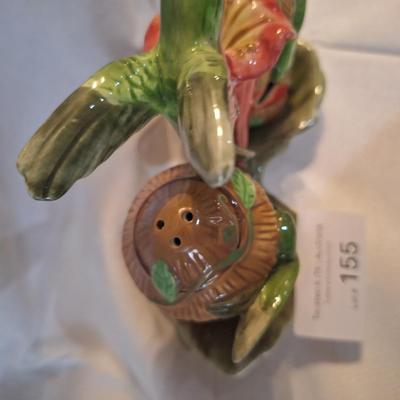 Hummingbird salt and pepper shakers