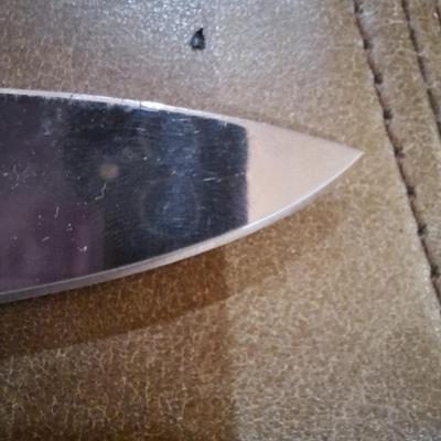 locking knife
