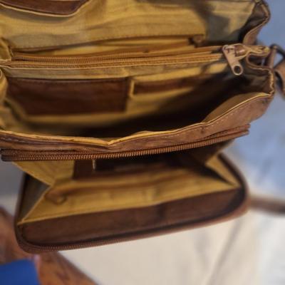Wilson leather handbag, this is a small crossbody bag with organizer pockets