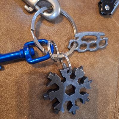 box knives, key ring and other items