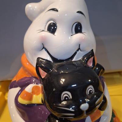 Halloween cookie jar, some stress cracks