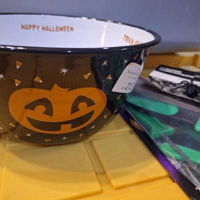 Halloween bundle, candy dish, spiders and carving tools with booklet