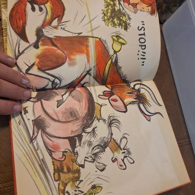 vintage book- A fly went by