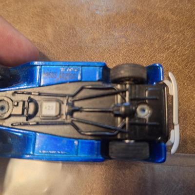 toy car