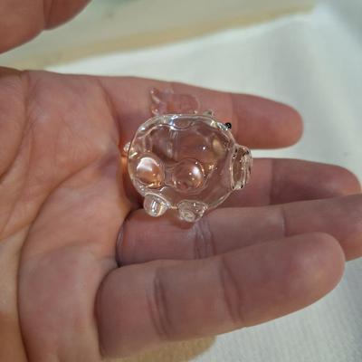 crystal glass flying big with pink wings- miniature