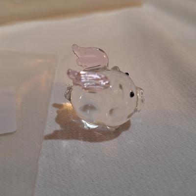 crystal glass flying big with pink wings- miniature