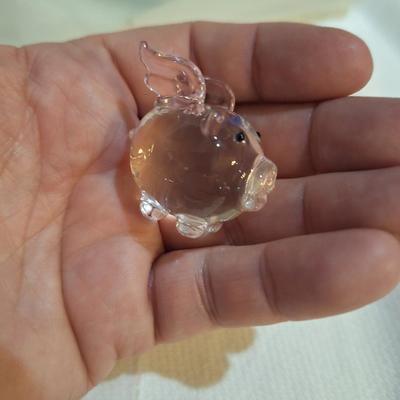 crystal glass flying big with pink wings- miniature