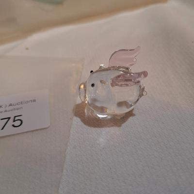 crystal glass flying big with pink wings- miniature