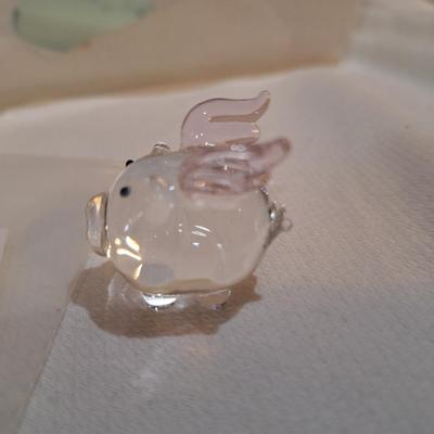 crystal glass flying big with pink wings- miniature