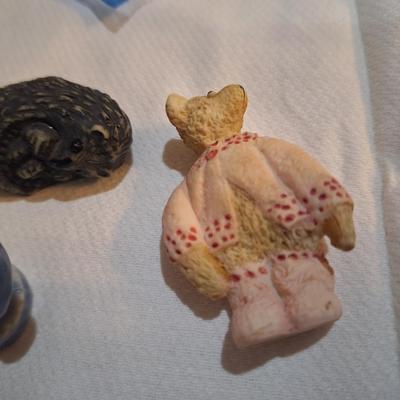 misc ceramic or other pottery miniatures