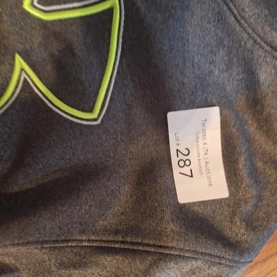 under armor hooded shirt