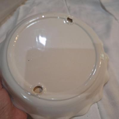 ceramic pie dish with cover