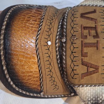 vela hat