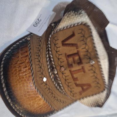 vela hat