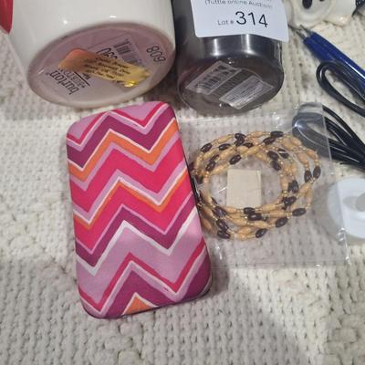 mixed lot of random items