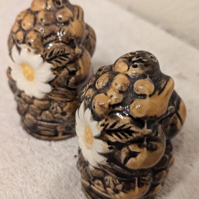 Flower and fruit salt and pepper shaker