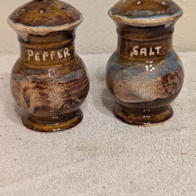 Ceramic salt and pepper shaker