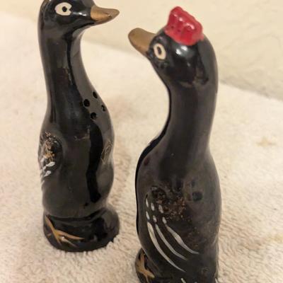 Ceramic ducks salt and pepper shakers made in Japan