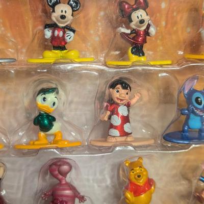 Disney Nano Metal die cast figurines 18 pcs new in box