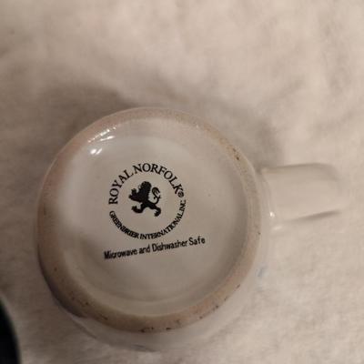 2 Royal Norfolk mugs