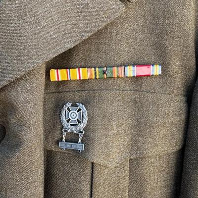 VINTAGE U.S. ARMY “IKE” JACKET WITH PATCHES AND RIBBON RACK