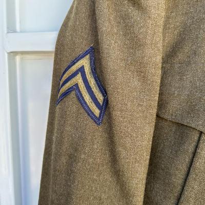 VINTAGE U.S. ARMY “IKE” JACKET WITH PATCHES AND RIBBON RACK