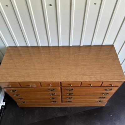6 DRAWER DRESSER