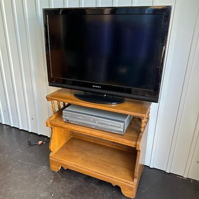 DYNEX 32” LED TV, MAGNAVOX DVD/VHS COMBO PLAYER AND A STAND