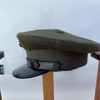 VINTAGE U.S. MARINE CORPS OFFICER DRESS HAT