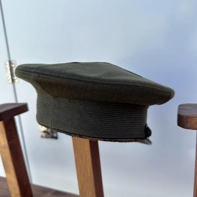VINTAGE U.S. MARINE CORPS OFFICER DRESS HAT