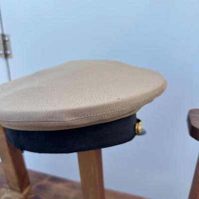 VINTAGE U.S. NAVY OFFICERS VISOR CAP