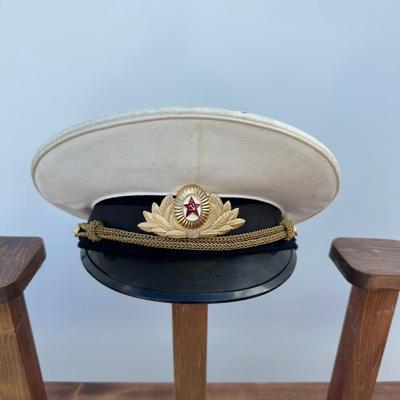 VINTAGE SOVIET NAVAL OFFICERS VISOR CAP