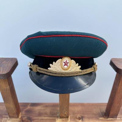 VINTAGE SOVIET ARMY OFFICERS MILITARY VISOR CAP