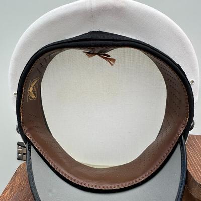 VINTAGE UNITED STATES AIR FORCE OFFICERS WHITE SERVICE CAP