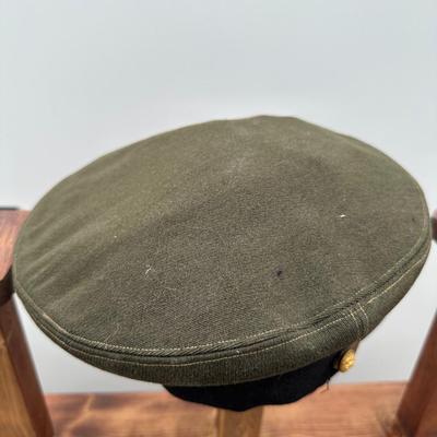 VINTAGE WWII U.S. NAVY OFFICERS VISOR CAP