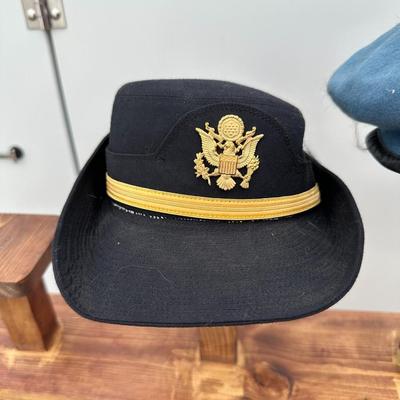 U.S. ARMY FEMALE SERVICE HAT AND UNITED NATIONS BLUE BERET